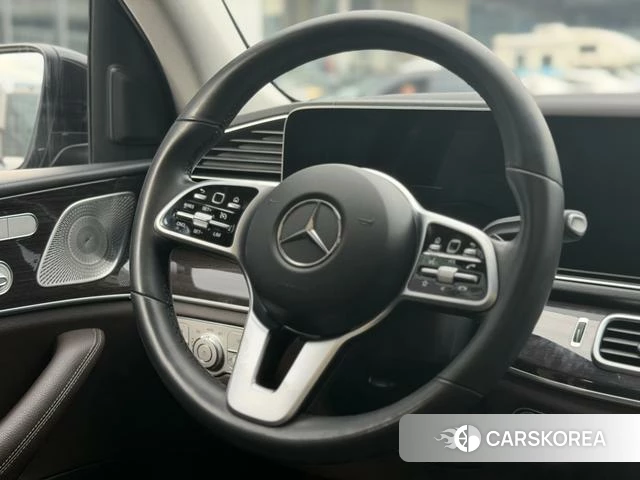 Mercedes-Benz GLE (import) 2021 Черный из Китая, фото 2