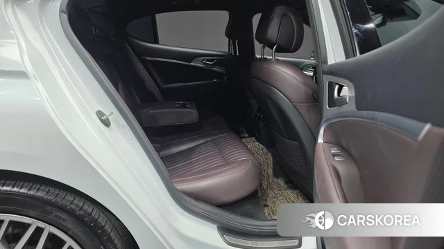 Genesis The New G70 2021 Белый из Кореи, фото 2