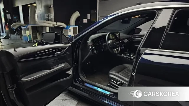 BMW 6 Series GT (G32) 2021 Черный из Кореи, фото 2