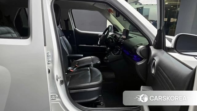 Hyundai Casper 2023 Белый из Кореи, фото 2