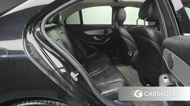 Mercedes-Benz C-Class W205 2018 Черный из Кореи, фото 2