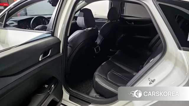 Kia K5 3rd generation 2021 Белый из Кореи, фото 2