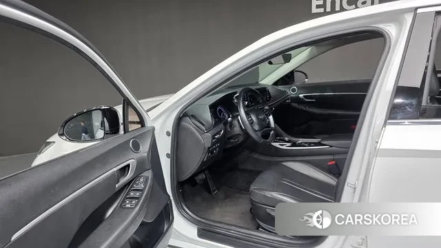 Hyundai Sonata (DN8) 2022 Белый из Кореи, фото 2