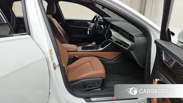 Audi A6 (C8) 2023 Белый из Кореи, фото 2