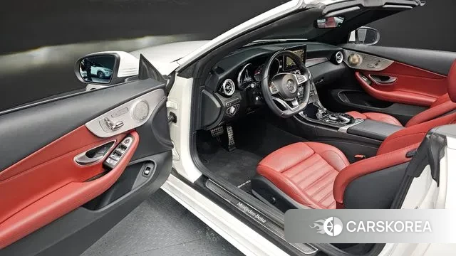 Mercedes-Benz C-Class W205 2018 Белый из Кореи, фото 2