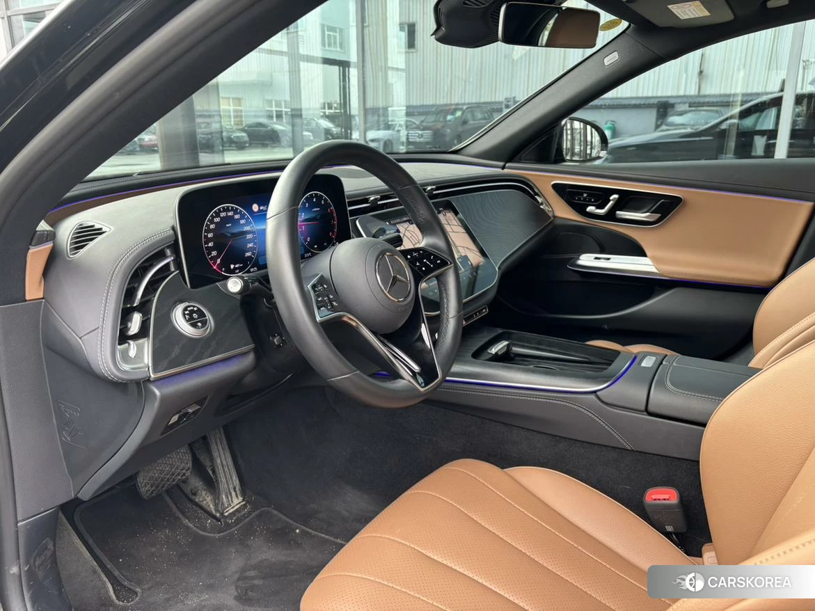 Mercedes-Benz E-class (imported) 2024 Черный из Китая, фото 2