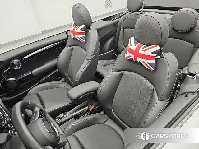 Mini Cooper Convertible 2024 Белый из Кореи, фото 2