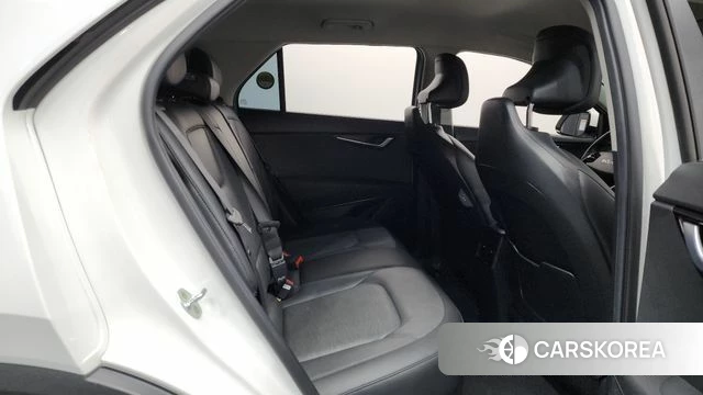 Kia Di All New Niro EV 2022 Белый из Кореи, фото 2
