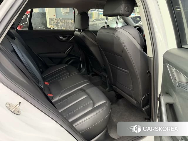 Audi Q2L 2022 Белый из Китая, фото 2