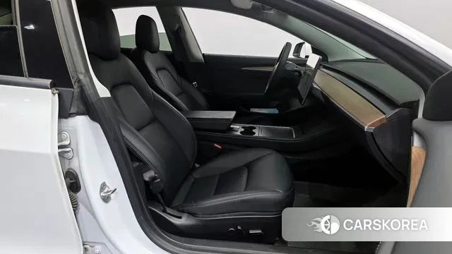 Tesla Model 3 2021 Белый из Кореи, фото 2