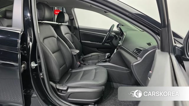 Hyundai The New Avante AD 2019 Черный из Кореи, фото 2