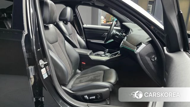 BMW 3 Series (G20) 2021 Черный из Кореи, фото 2