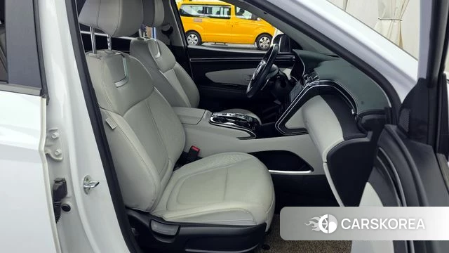 Hyundai Tucson (NX4) 2021 Белый из Кореи, фото 2