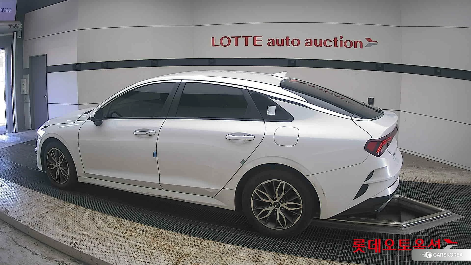Kia K5 2021 Белый из Кореи, фото 2