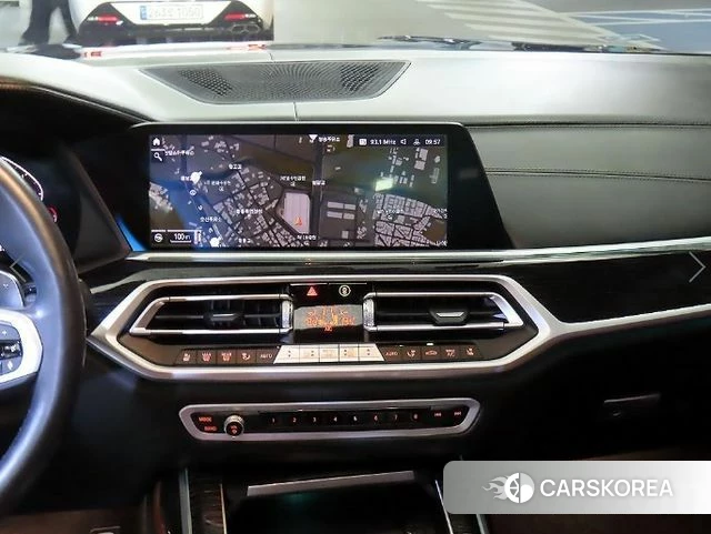 BMW X7 (G07) 2022 Черный из Кореи, фото 2
