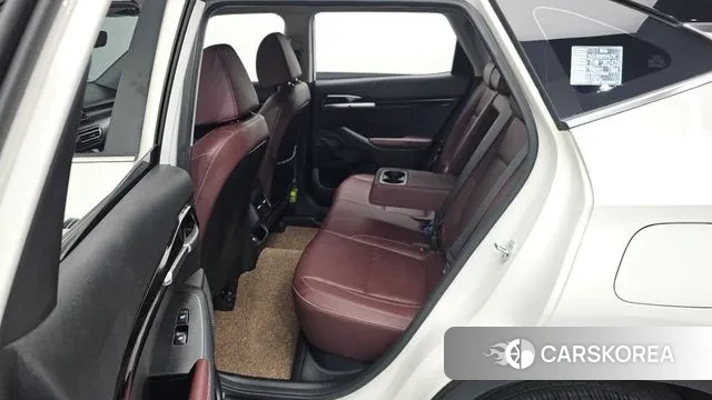 Kia Seltos 2021 Белый из Кореи, фото 2