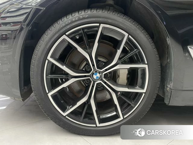 BMW 5 series 2022 Черный из Китая, фото 2