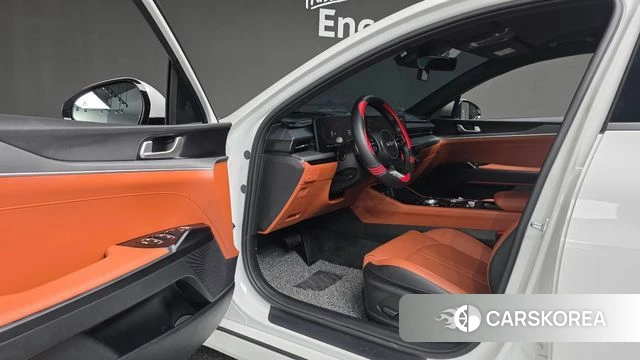 Kia The New K5 3rd generation 2025 Белый из Кореи, фото 2