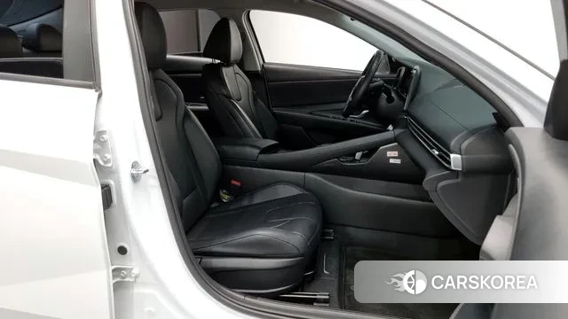 Hyundai Avante Hybrid (CN7) 2023 Белый из Кореи, фото 2