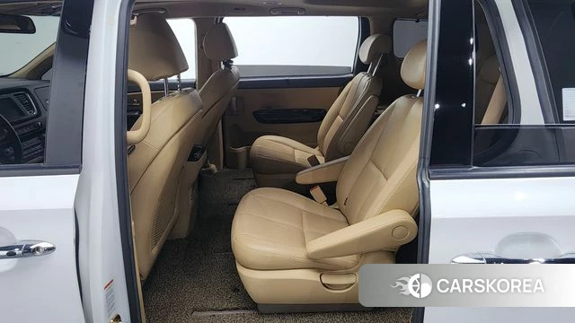 Kia The New Carnival 2018 Белый из Кореи, фото 2