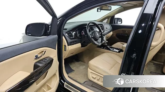 Kia The New Carnival 2018 Черный из Кореи, фото 2