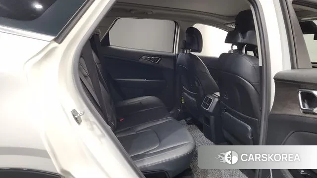 Kia Sportage 5th Generation 2022 Белый из Кореи, фото 2