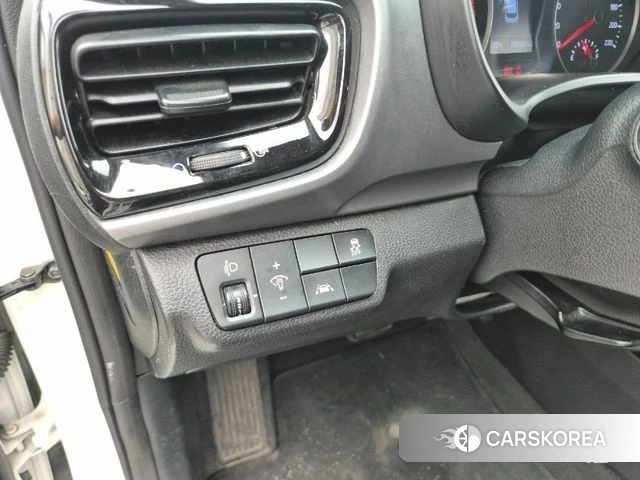 Kia Stonic 2019 Белый из Кореи, фото 2