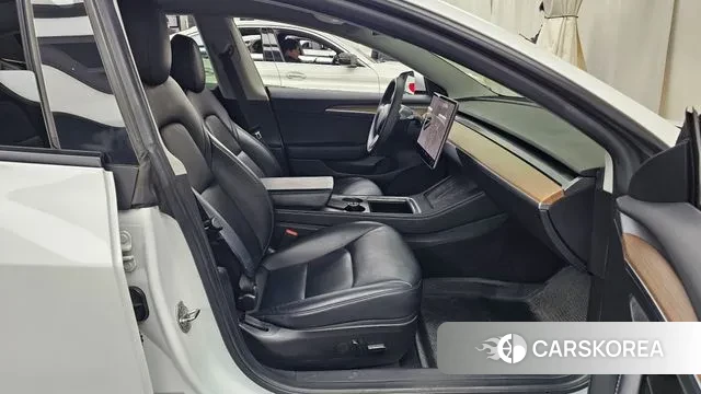 Tesla Model 3 2022 Белый из Кореи, фото 2