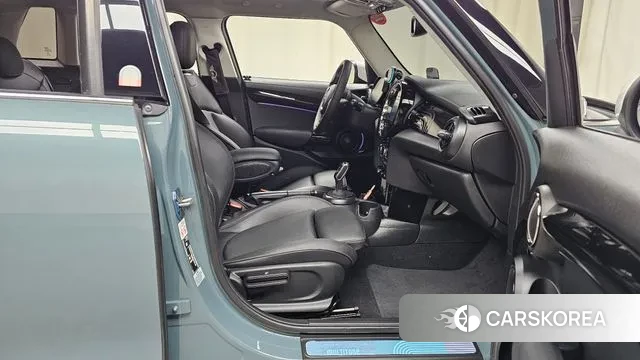 Mini Cooper S 2023 Зеленый из Кореи, фото 2