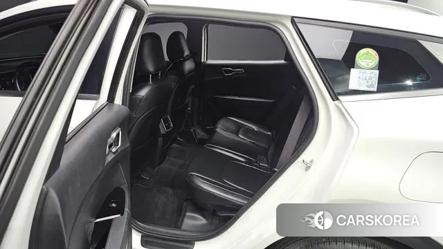 Kia Sportage 5th Generation 2021 Белый из Кореи, фото 2