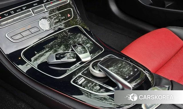 Mercedes-Benz E-Class W213 2018 Белый из Кореи, фото 2