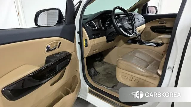 Kia The New Carnival 2018 Белый из Кореи, фото 2