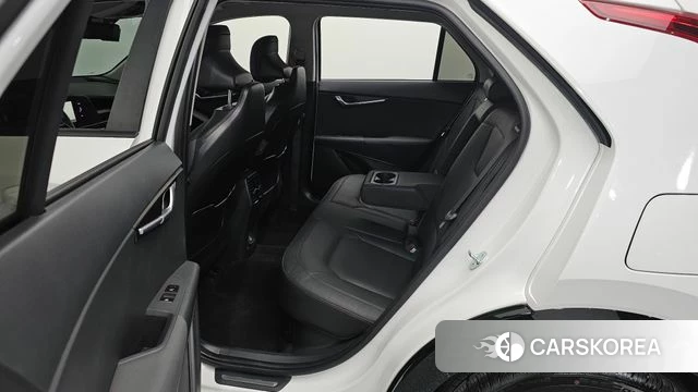 Kia Di Ol Nu Niro 2023 Белый из Кореи, фото 2