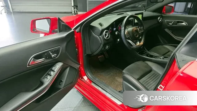 Mercedes-Benz CLA-Class C117 2018 Красный из Кореи, фото 2