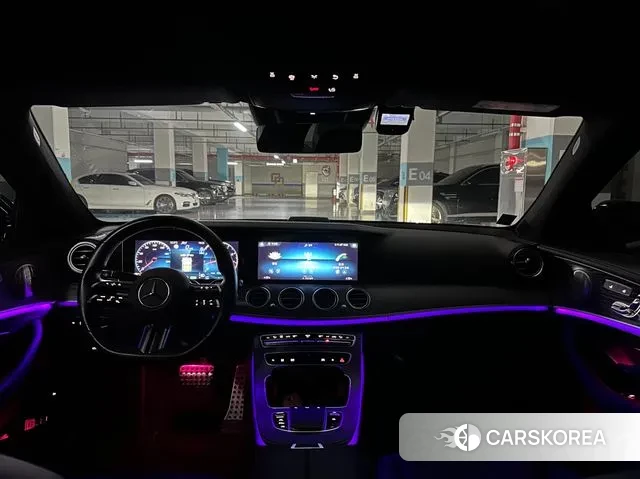 Mercedes-Benz E-Class W213 2022 Синий из Кореи, фото 2