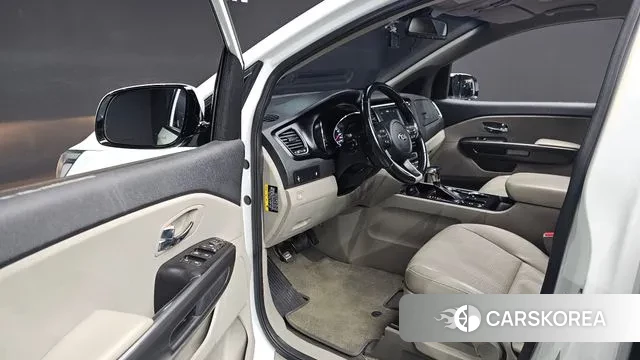 Kia The New Carnival 2018 Белый из Кореи, фото 2