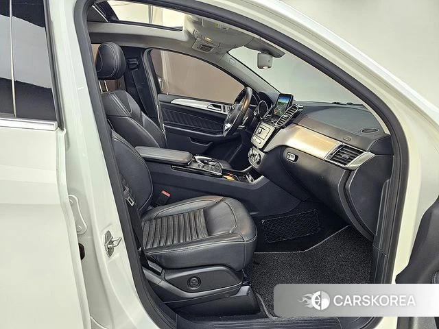 Mercedes-Benz GLE - Class W166 2018 Белый из Кореи, фото 2