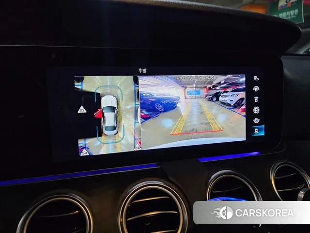 Mercedes-Benz E-Class W213 2022 Белый из Кореи, фото 2