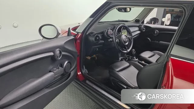 Mini Cooper D 2018 Красный из Кореи, фото 2