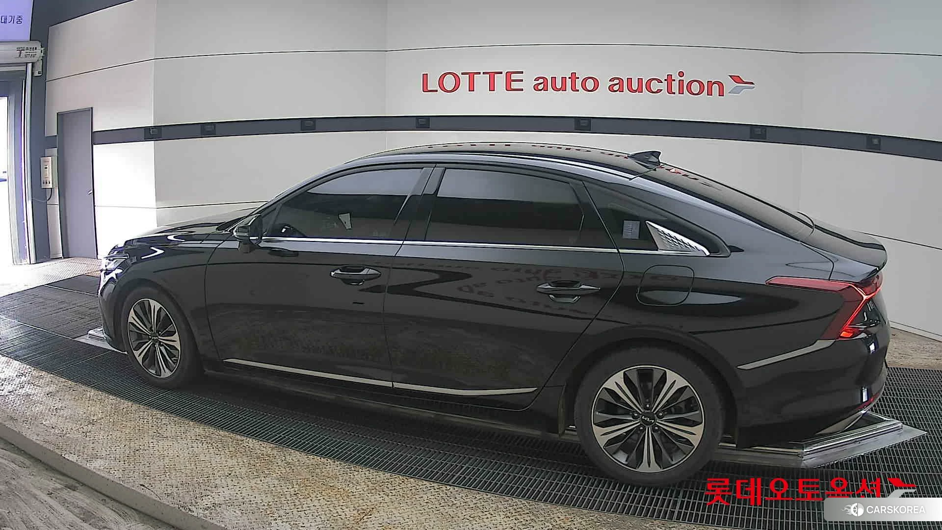 Kia K8 Hybrid 2022 Aurora Black Pearl из Кореи, фото 2