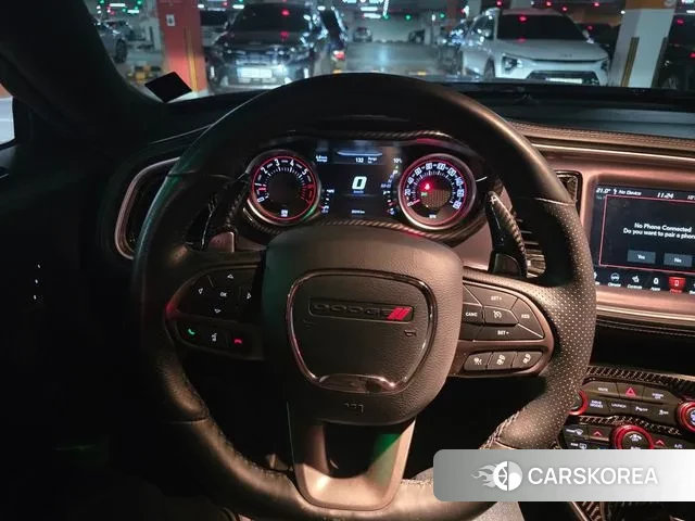 Dodge Challenger 2021 Фиолетовый из Кореи, фото 2