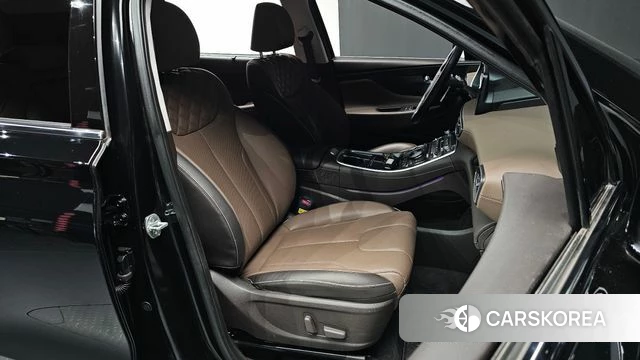 Hyundai The New Santa Fe 2021 Черный из Кореи, фото 2