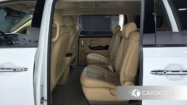 Kia The New Carnival 2018 Белый из Кореи, фото 2