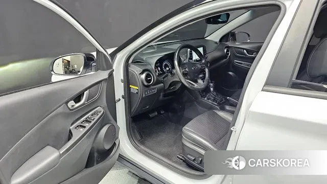 Hyundai Kona 2018 Белый из Кореи, фото 2