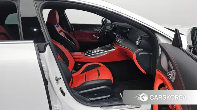 Mercedes-Benz AMG GT 2023 Белый из Кореи, фото 2