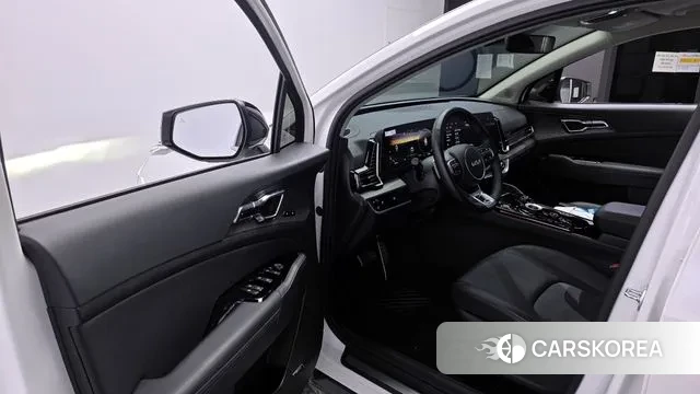 Kia Sportage 5th Generation 2023 Белый из Кореи, фото 2