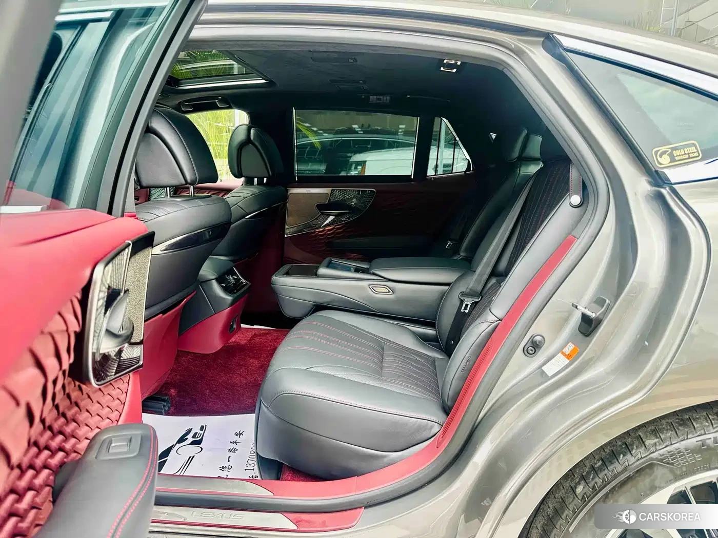 Lexus LS 2021 Silver/gray из Китая, фото 2