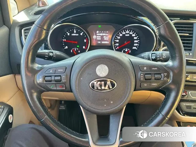 Kia All New Carnival 2018 Белый из Кореи, фото 2