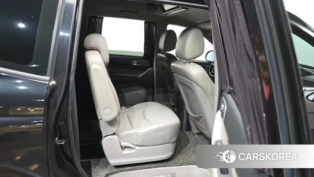 Ssangyong Korando Turismo 2018 Черный из Кореи, фото 2