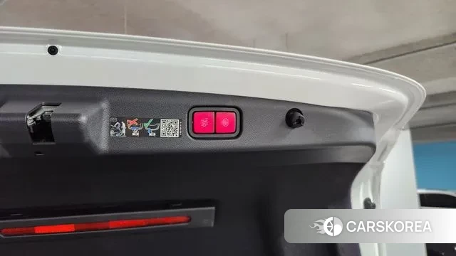 Mercedes-Benz E-Class W214 2024 Белый из Кореи, фото 2